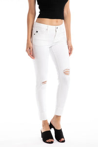 Heart & Soul Btq Women's White Distressed KanCan Jeans